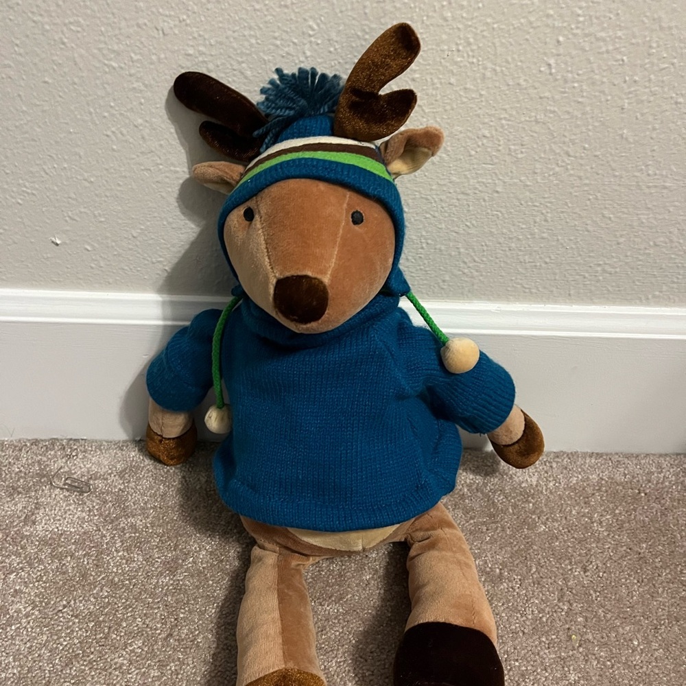 Bath & Body Works Reindeer Plush in Blue Outfit